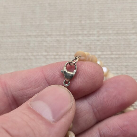 16.5 Inch Sterling Silver Cream Biege White Shell Necklace B738 - Picture 4 of 6